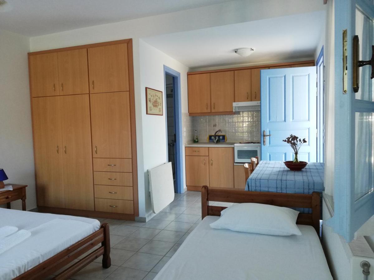 Blue House Aparthotel Acherounes Ngoại thất bức ảnh