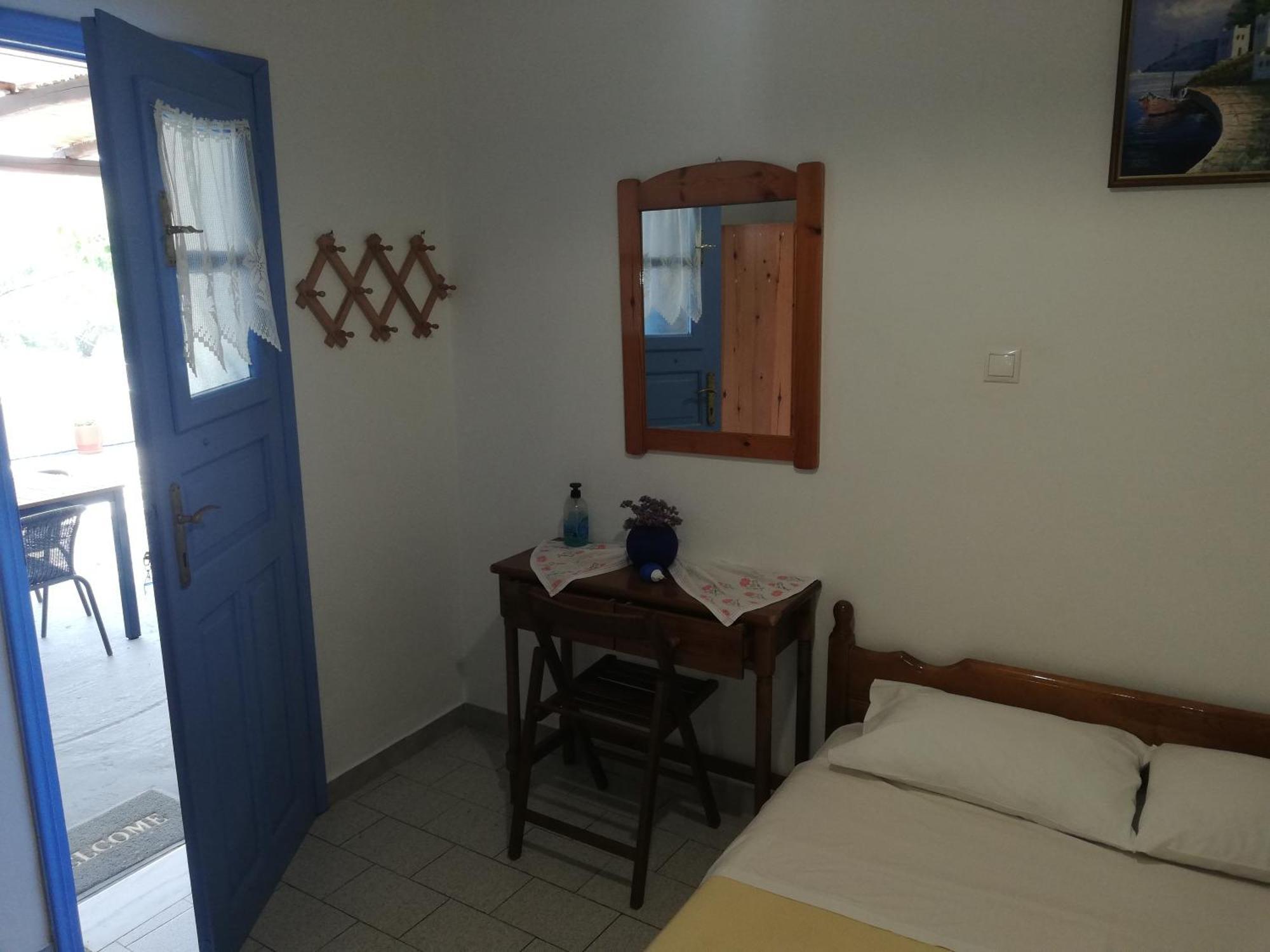 Blue House Aparthotel Acherounes Ngoại thất bức ảnh